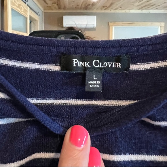 Women’s Size Large Striped Sweater Pink Clover - Picture 2 of 3